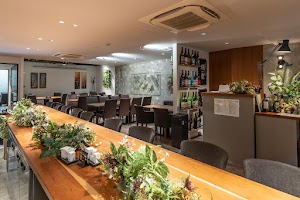 マグロと日本酒の居酒屋 大阪北新地マグシェ(Tuna and Sake Izakaya Kitashinchi Magche) place picture